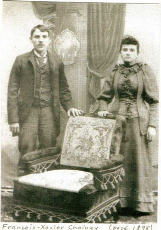 François-Xavier Chainey with his wife Josephine Trudel (Photo taken in 1895)
François-Xavier Chainey avec son épouse Josephine Trudel (Photo prise en 1895)